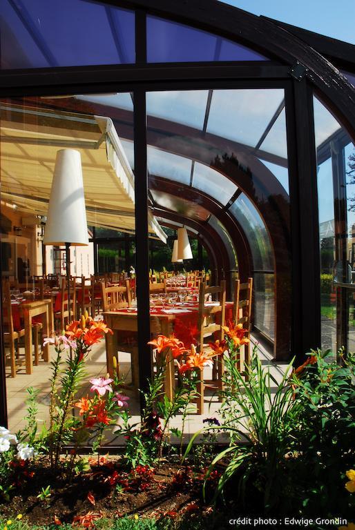Les Hirondelles Hotel Orcines Kültér fotó