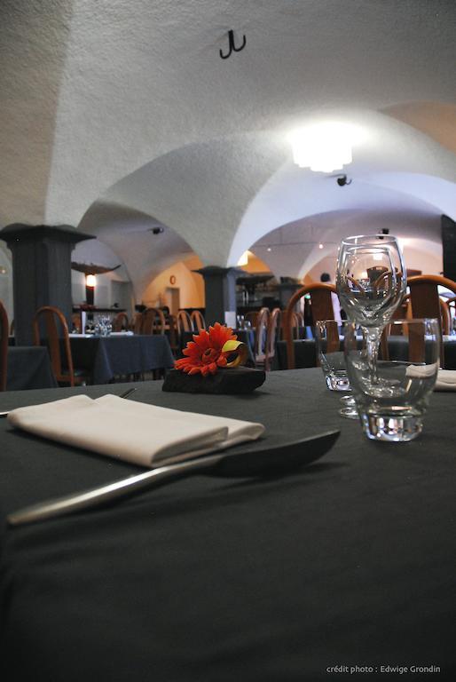 Les Hirondelles Hotel Orcines Kültér fotó
